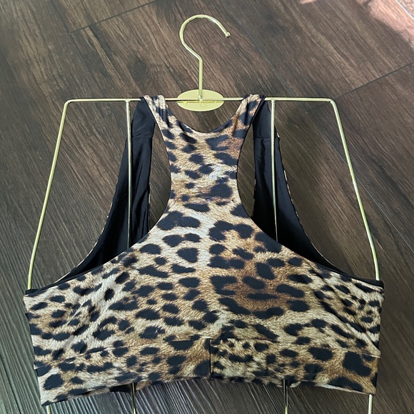 LEOPARD PRINT TWIST SPORTS BRA - Picture 2 of 4